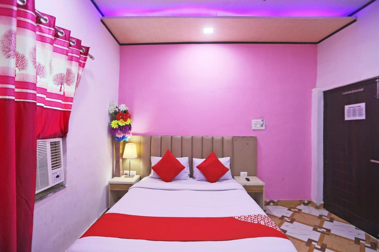 Oyo 63528 60 Milestone Hotel Tibri Buitenkant foto